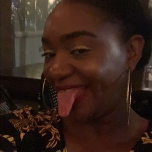 Meet your Posher, Sasha